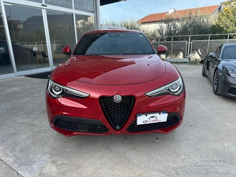 Usata Alfa Romeo Stelvio Competizione 210 CV (154 kW) 2020 Rosso SUV