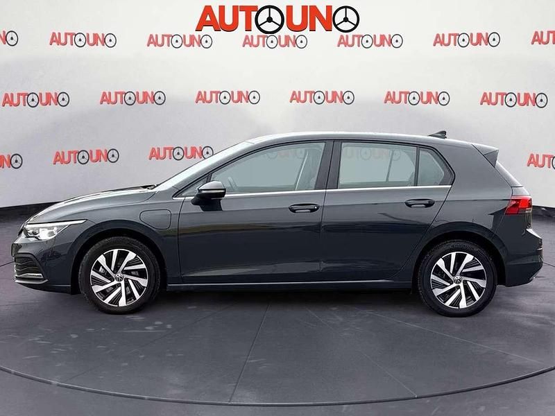 Usata VW Golf VIII Style 204 CV (150 kW) 2022 Grigio Utilitaria