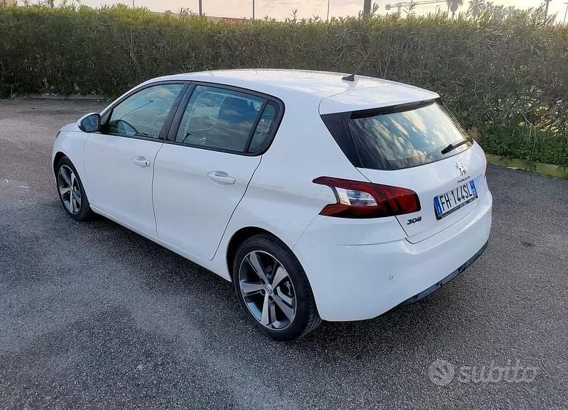 Usata Peugeot 308 Allure 120 CV (88 kW) 2017 Bianco Berlina