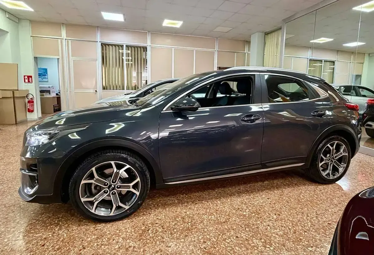 Usata Kia XCeed Style 136 CV (100 kW) 2021 Grigio SUV