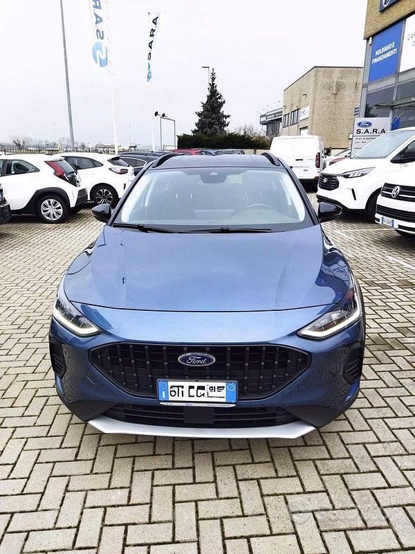 Usata Ford Focus 125 CV (91 kW) 2023 Blu Berlina