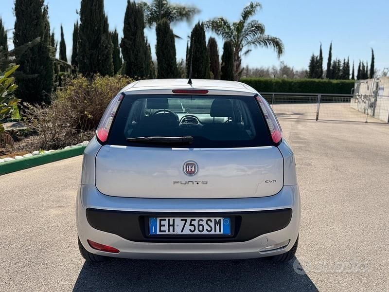 Usata Fiat Punto Evo Dynamic 69 CV (50 kW) 2011 Grigio Utilitaria