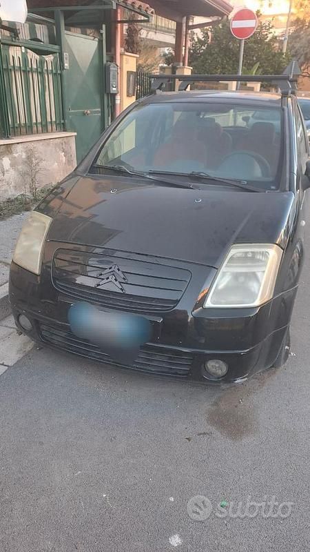 Nero Usata 2004 Citroën C2 Due volumi | 1200 € - Immagine 1/3