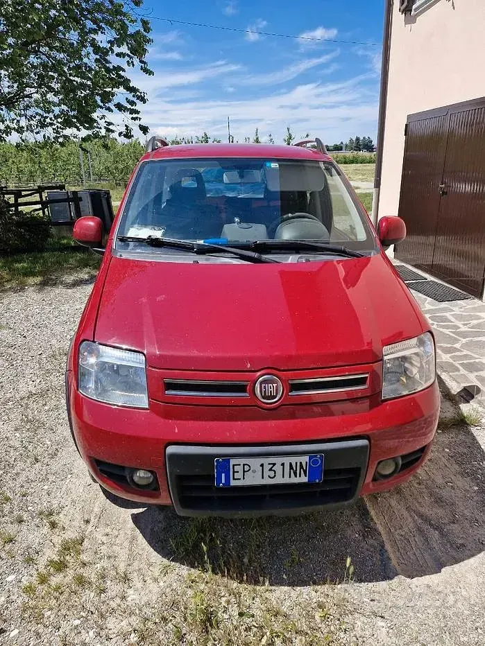 Usata Fiat Panda 69 CV (50 kW) 2012 Rosso Utilitaria