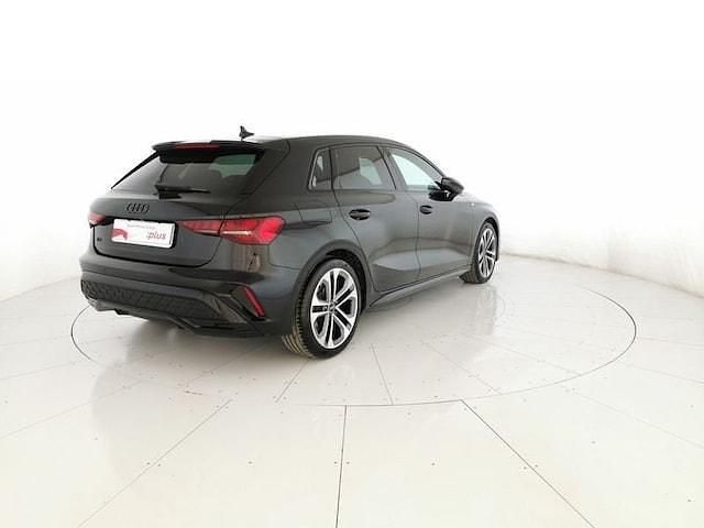 Usata Audi A3 S-Line 150 CV (110 kW) 2025 Nero mythos metallizzato Berlina