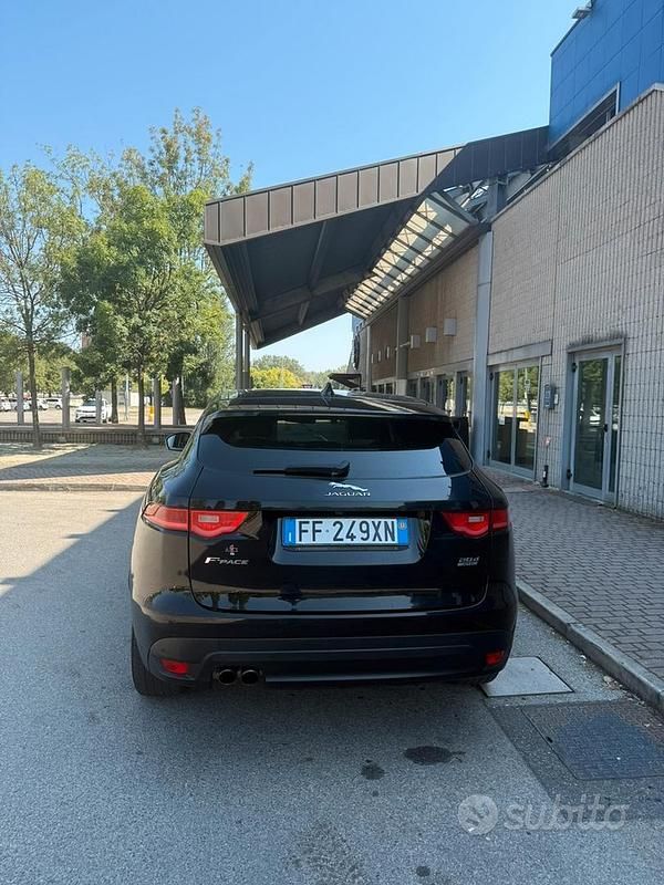 Nero Usata 2016 Jaguar F-Pace SUV | 19.000 € (Molto cara) - Immagine 1/4