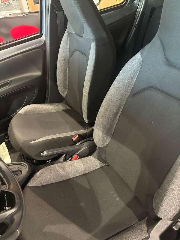 Nuova Toyota Aygo X Edition 72 CV (52 kW) 2025 Grigio SUV