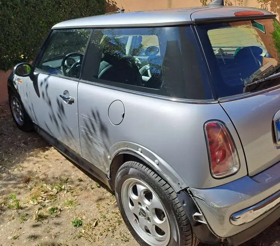Usata Mini One D 75 CV (55 kW) 2005 Argento Utilitaria