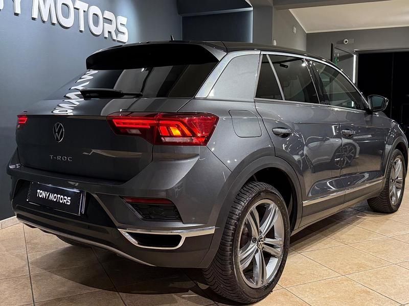 Usata VW T-Roc R-line 150 CV (110 kW) 2022 Bianco SUV