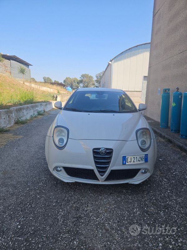 Usata Alfa Romeo MiTo 90 CV (66 kW) 2011 Bianco Utilitaria