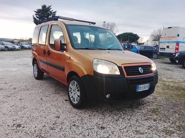 Usata Fiat Doblò Dynamic 77 CV (56 kW) 2006 Arancione Monovolume