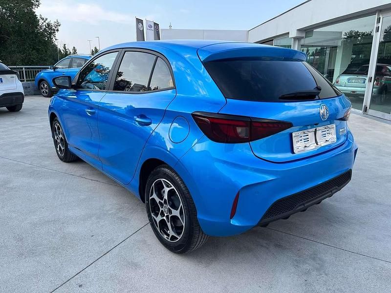 Usata MG MG3 Luxury 194 CV (142 kW) 2024 Blu/azzurro Utilitaria