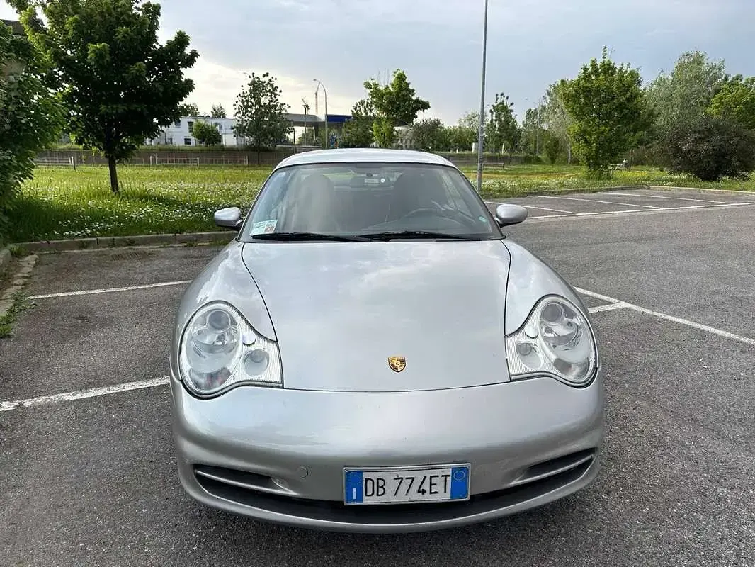 Usata Porsche 996 810 CV (595 kW) 2004 Argento Cabrio