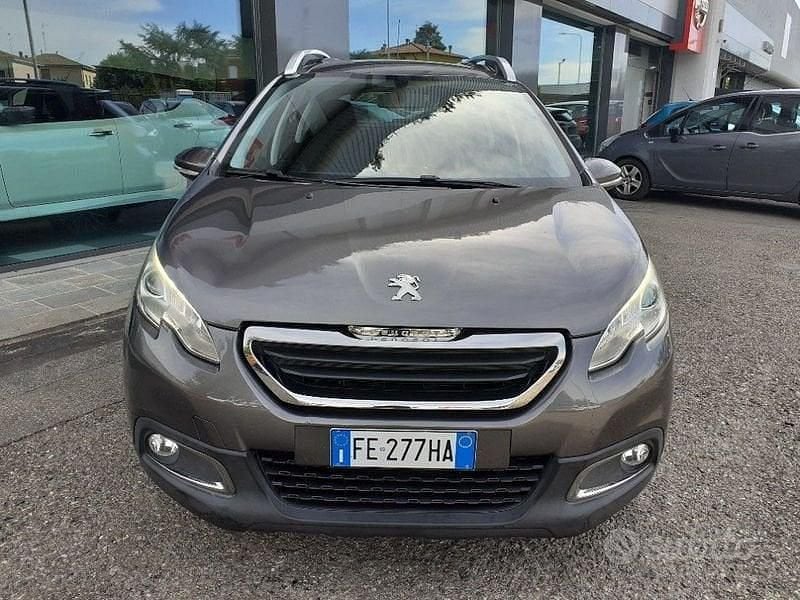 Usata Peugeot 2008 Active 99 CV (72 kW) 2016 Antracite / metallizzato SUV
