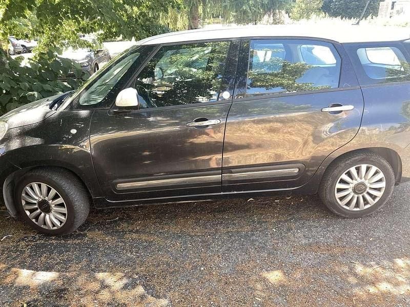 Usata Fiat 500L Living 120 CV (88 kW) 2015 Nero Monovolume