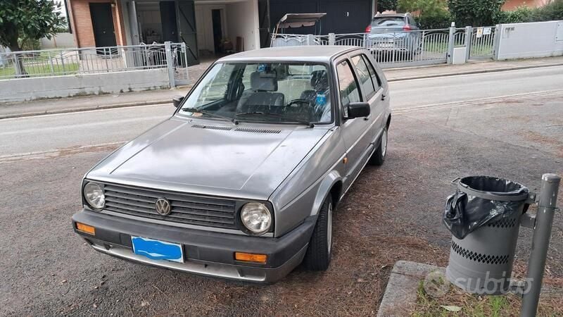 Usata VW Golf II 54 CV (39 kW) 1990 Grigio Utilitaria