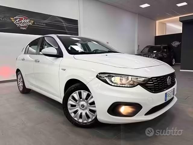 Usata Fiat Tipo Easy 95 CV (69 kW) 2019 Bianco Berlina