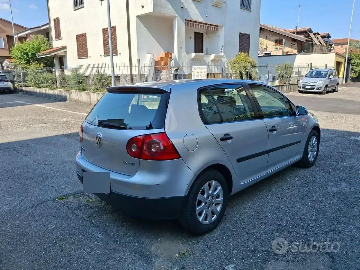 Usata VW Golf IV Comfortline 105 CV (77 kW) 2004 Grigio Berlina