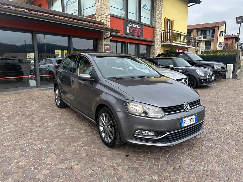 Usata VW Polo Highline 90 CV (66 kW) 2017 Grigio Berlina