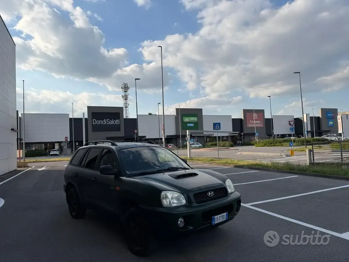 Usata Hyundai Santa Fe 113 CV (83 kW) 2003 Verde SUV