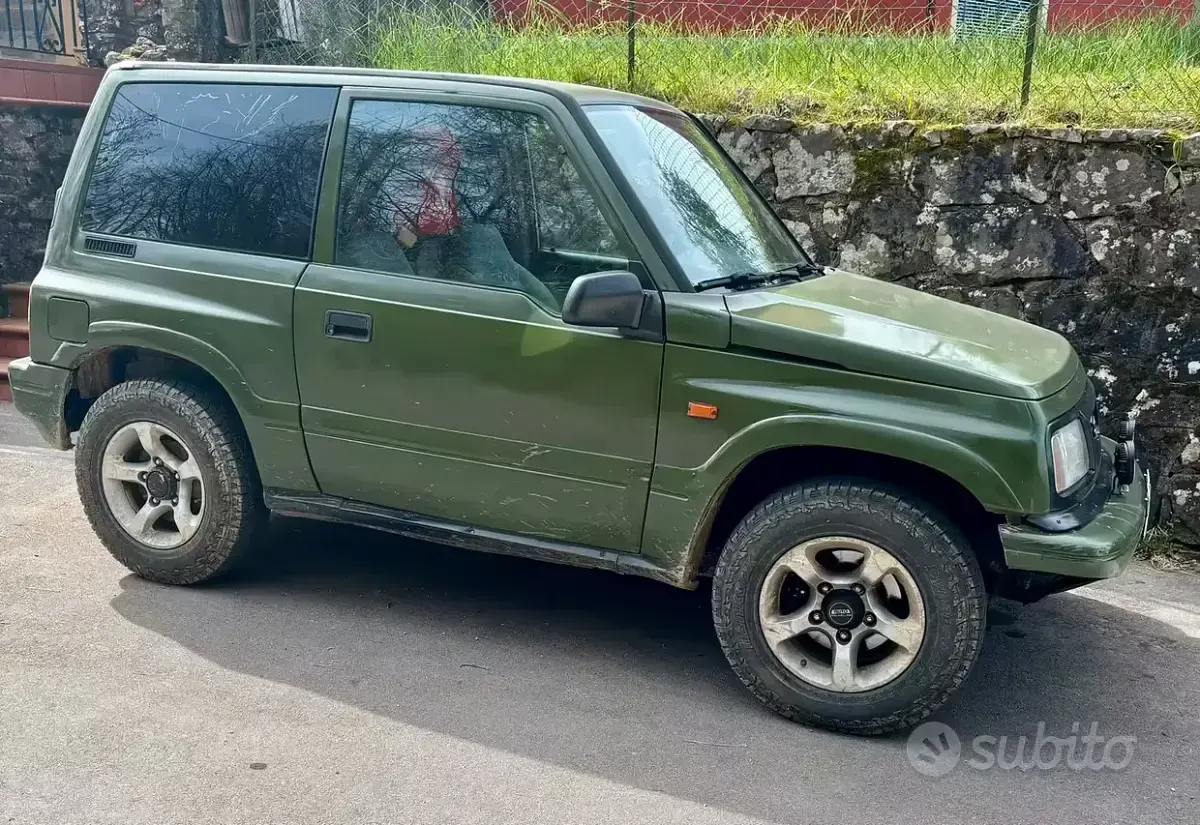Usata Suzuki Vitara 87 CV (63 kW) 2003 Verde SUV