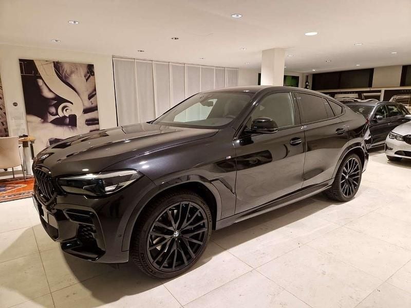 Nero Usata 2023 BMW X6 M Sport SUV | 64.800 € (Super prezzo) - Immagine 1/4