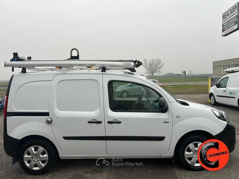 Usata Renault Kangoo 44 kW (60 CV) 2020 Bianco pastello Monovolume