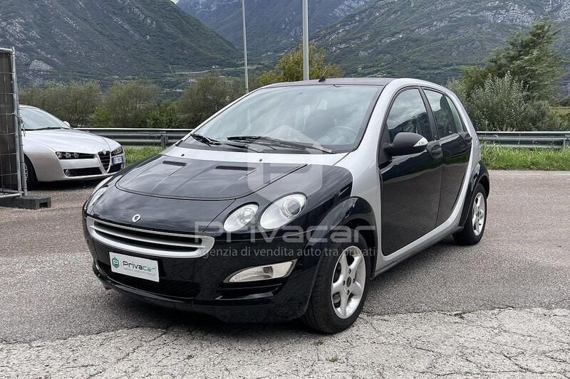 Nero Usata 2006 Smart ForFour Pulse Due volumi | 1800 € - Immagine 1/4