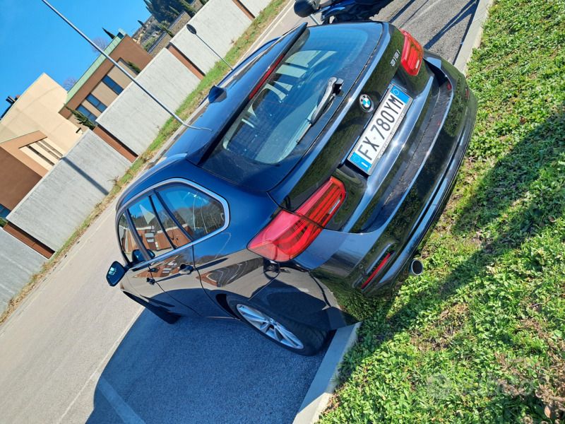 Usata BMW 318 136 CV (100 kW) 2019 Nero Station wagon