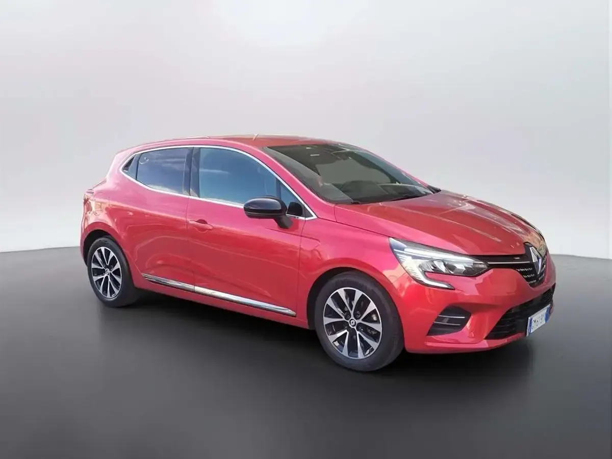 Usata Renault Clio V Intens 101 CV (74 kW) 2023 Rosso Berlina