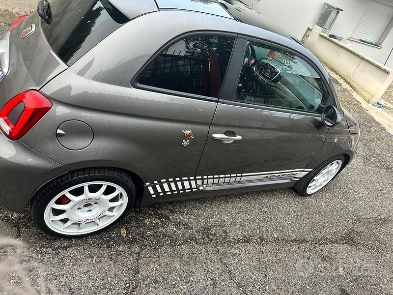 Usata Abarth 595 140 CV (102 kW) 2016 Grigio