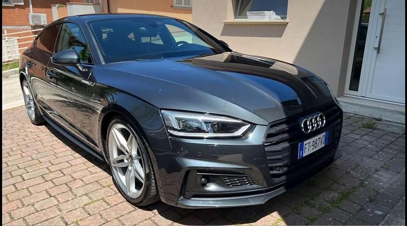 Grigio Usata 2018 Audi A5 Sportback Sport Due volumi | 17.900 € (Molto cara) - Immagine 1/4