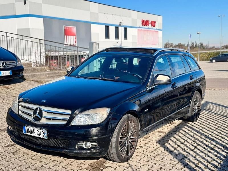 Usata Mercedes C220 169 CV (124 kW) 2008 Nero Station wagon