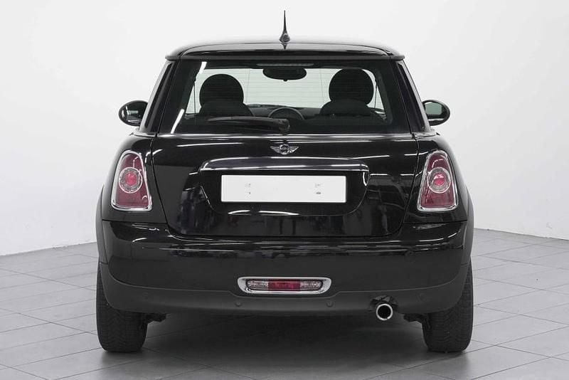 Usata Mini Cooper 75 CV (55 kW) 2013 Nero Utilitaria
