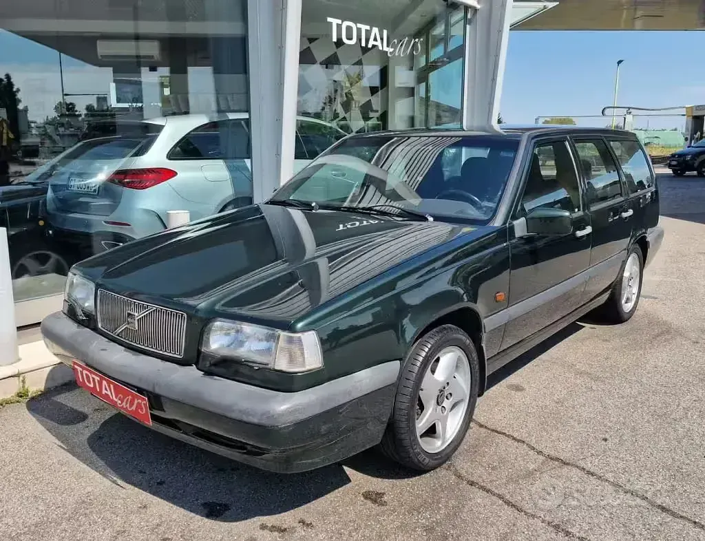 Usata Volvo 850 211 CV (155 kW) 1995 Verde metallizzato Station wagon