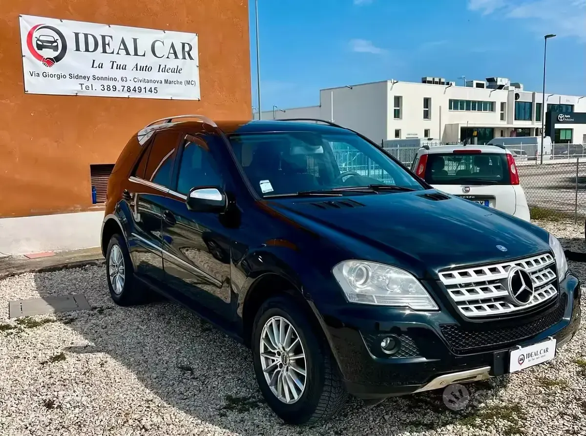 Usata Mercedes ML320 Premium 224 CV (164 kW) 2009 Nero SUV