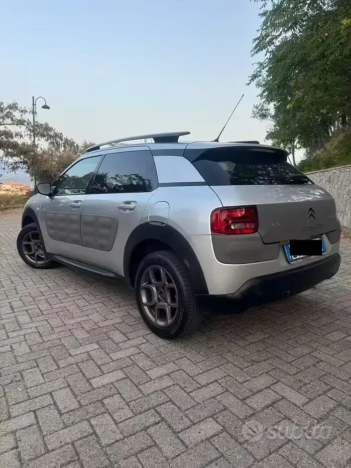 Usata Citroën C4 PureTech 110 CV (80 kW) 2016 Grigio Berlina