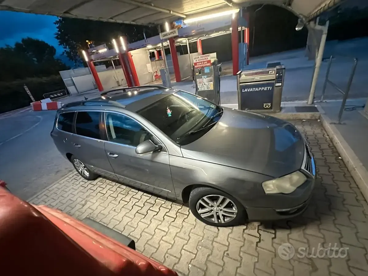 Usata VW Passat 140 CV (102 kW) 2006 Grigio Station wagon
