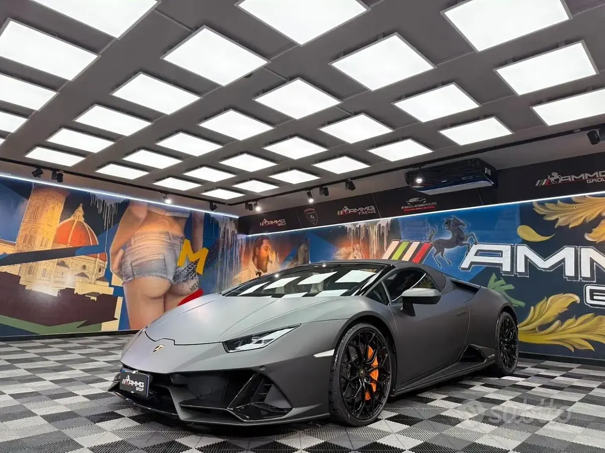 Usata Lamborghini Huracán 640 CV (470 kW) 2021 Cabrio