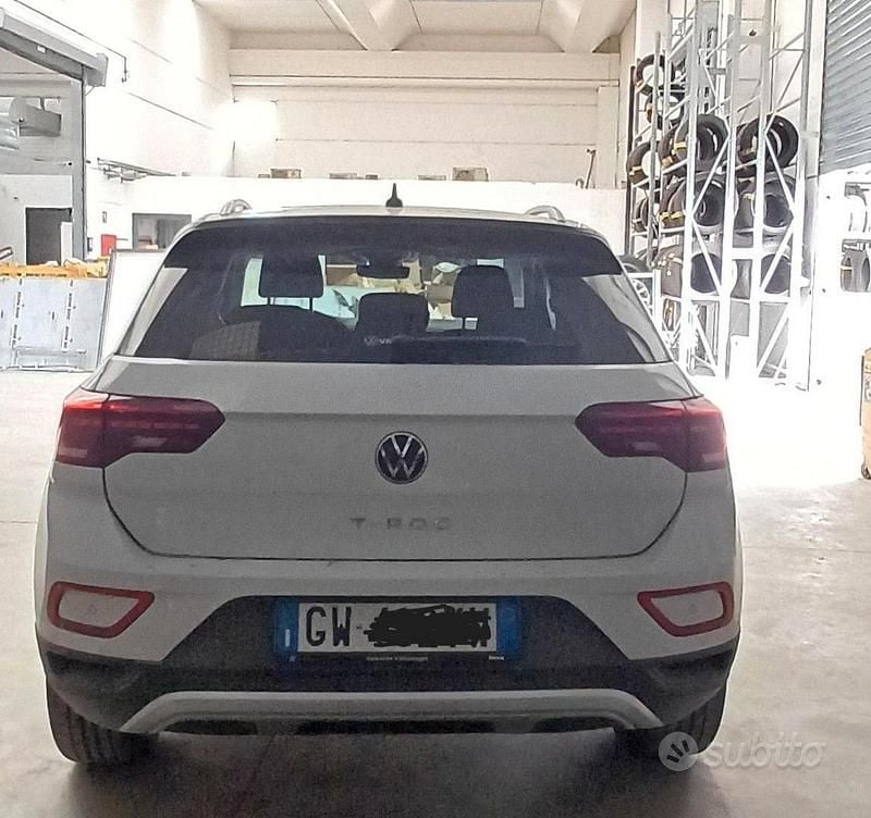 Usata VW T-Roc 116 CV (85 kW) 2024 SUV