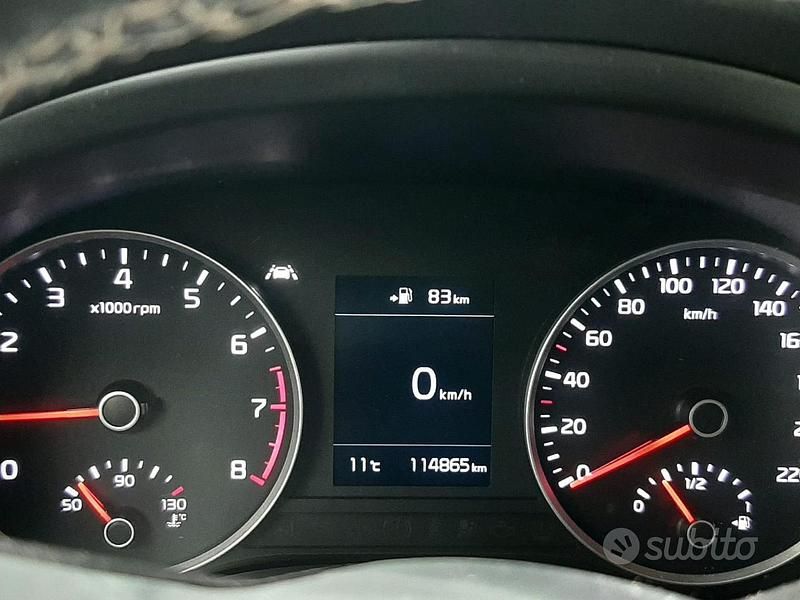 Usata Kia Stonic 100 CV (73 kW) 2020 Bianco SUV