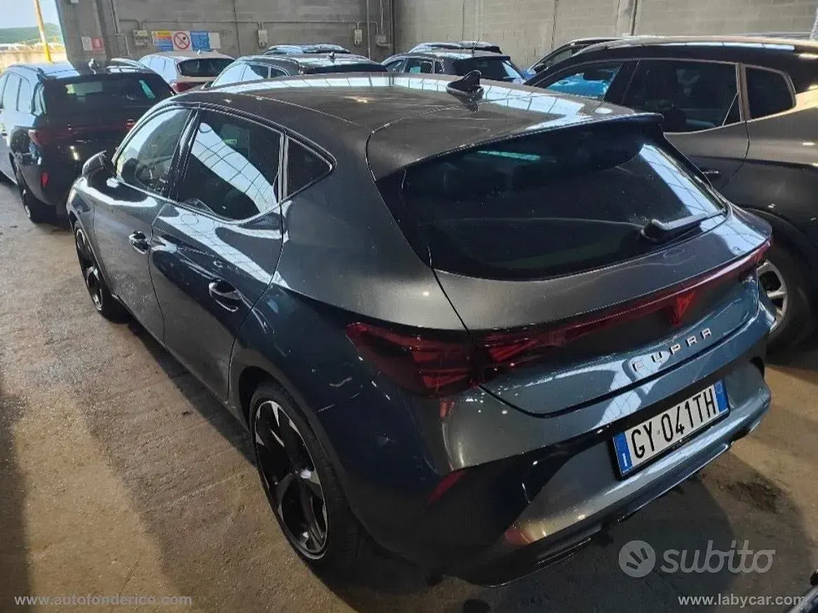 Usata Cupra Leon 150 CV (110 kW) 2025 Grigio Berlina
