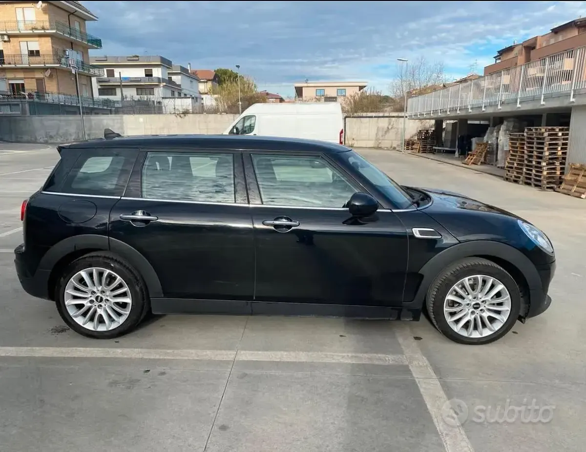 Usata Mini Clubman 116 CV (85 kW) 2017 Nero Station wagon