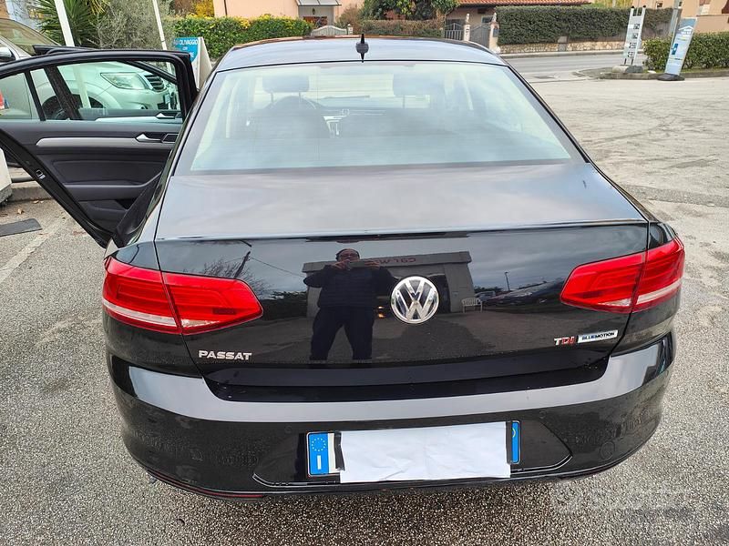 Usata VW Passat Business 120 CV (88 kW) 2016 Nero Berlina