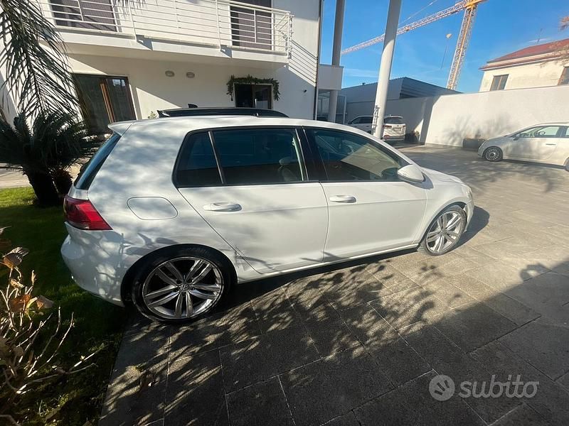 Usata VW Golf VII 150 CV (110 kW) 2012 Bianco Berlina