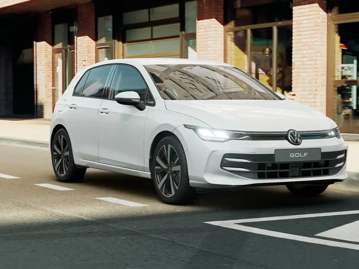 Nuova VW Golf VIII Edition 115 CV (84 kW) 2026 Pure white Berlina