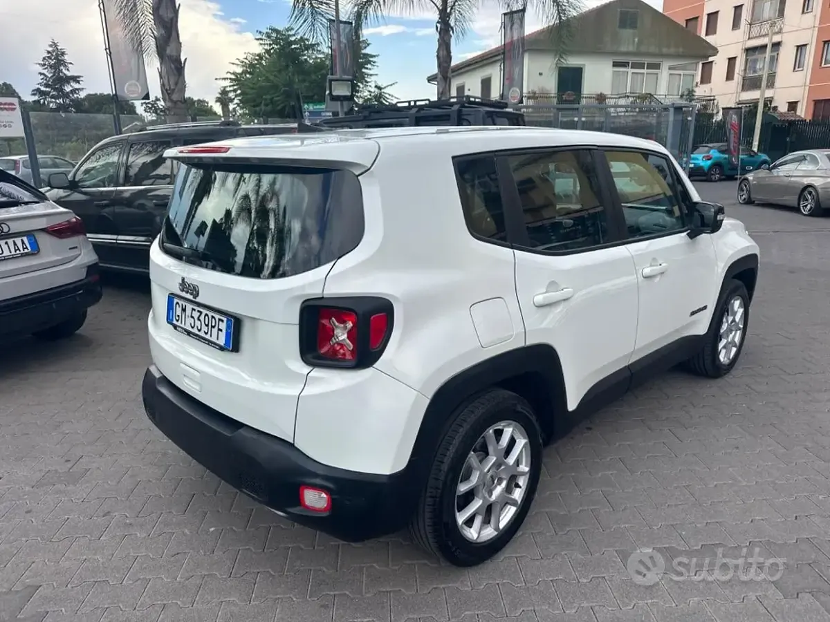 Usata Jeep Renegade Limited 130 CV (95 kW) 2023 Bianco SUV