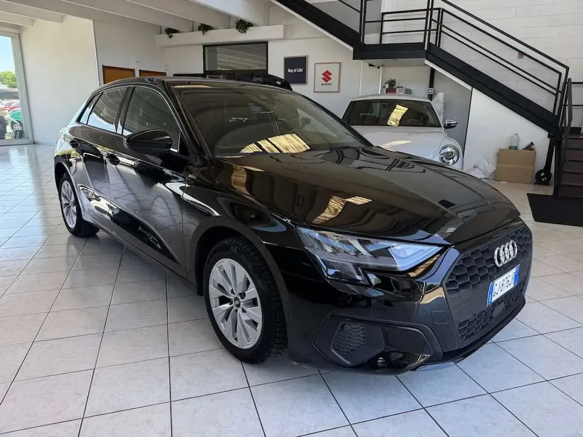 Usata Audi A3 150 CV (110 kW) 2022 Nero Berlina