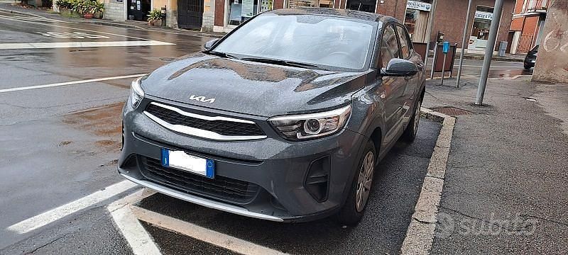 Usata Kia Stonic 2022 Grigio SUV