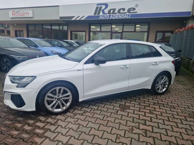 Usata Audi A3 Advanced 150 CV (110 kW) 2021 Nero Berlina